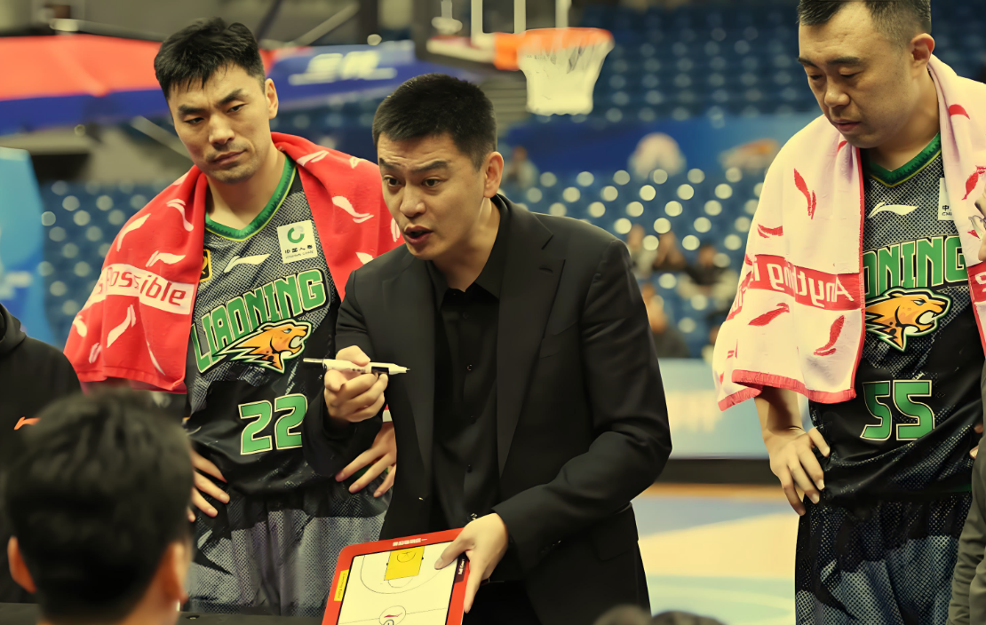 开云体育-辽篮重要决定！杨鸣又多一个得力助手,二哥现役第一,周鹏也比不了